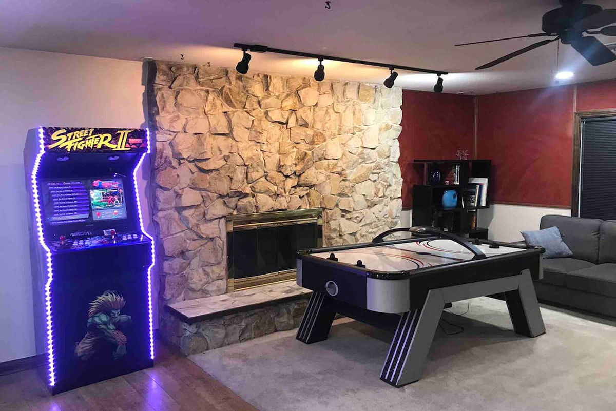 The lounge at the Chabad House