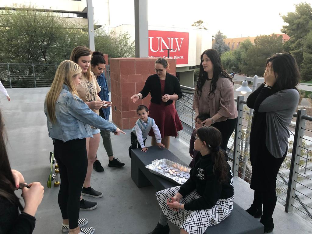 Chabad UNLV students together at UNLV